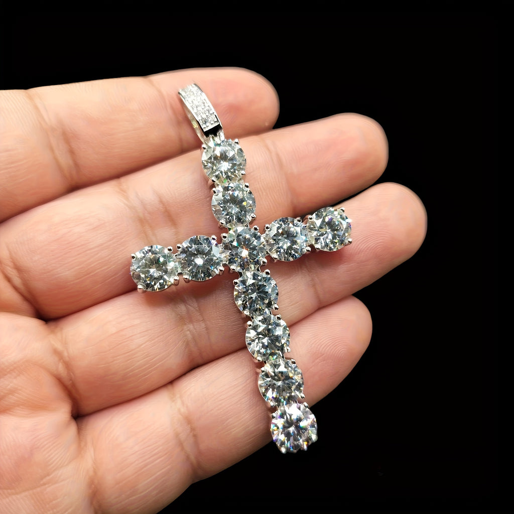 925 sterling Silvery cross pendant necklace - hypoallergenic, luxurious, and durable Men's jewelry - the perfect gift for lovers, friends, and rappers, suitable for banquets, parties, and special occasions