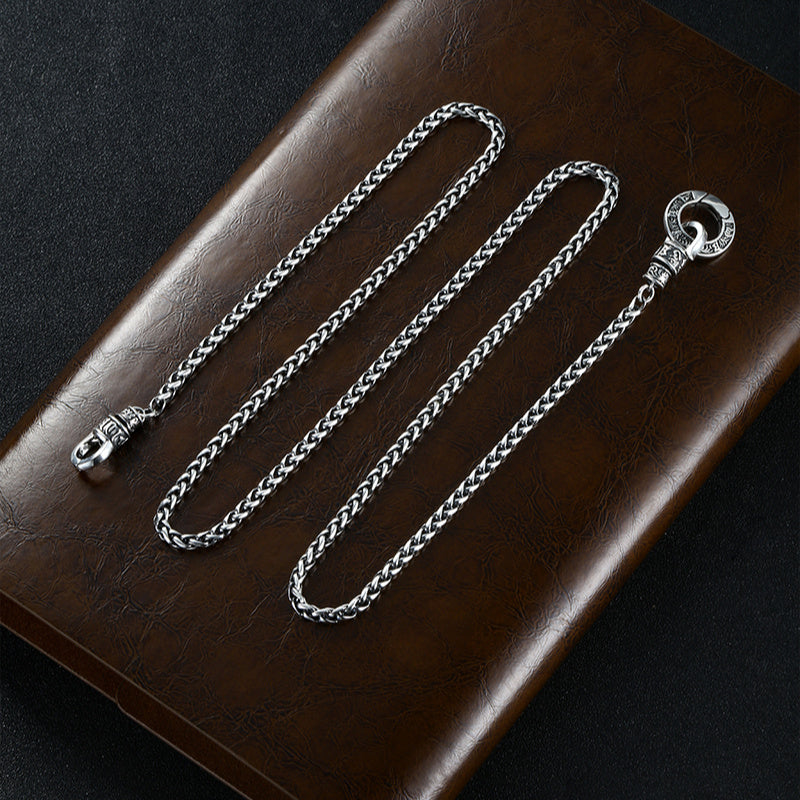 S925 Silver Necklace, Suitable for Both Men And Women. It Is Designed in a Vintage Style And Is Suitable for Daily Wear. It Can Also Be Given As a Gift.
