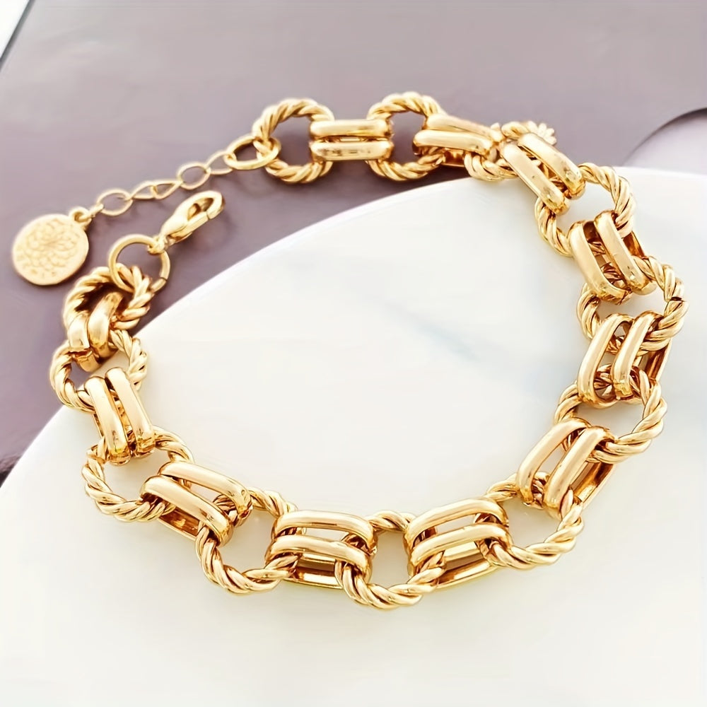 Fashionable Alloy Chain Bracelet for Women, Perfect As a Gift