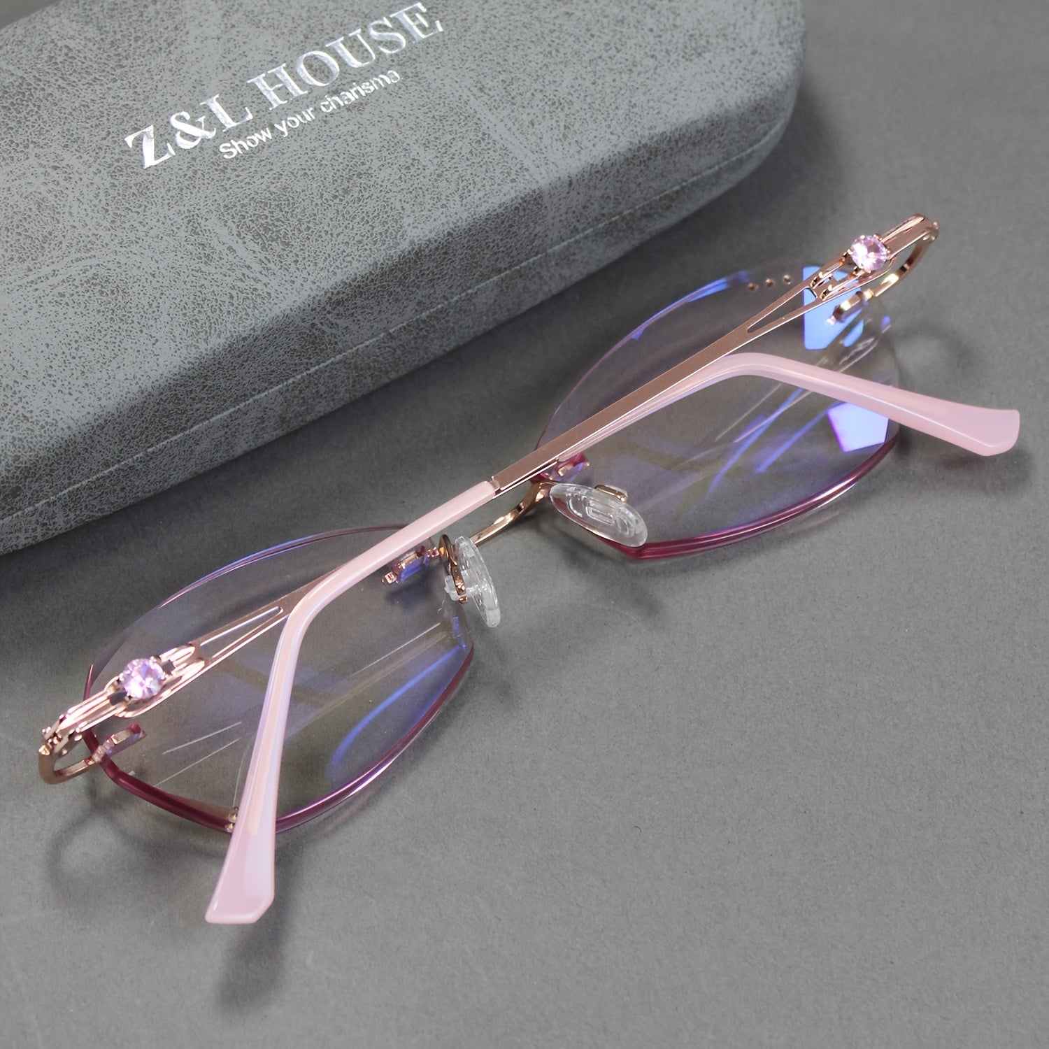 Z&L HOUSE Boutique Women's Reading Glasses, Exquisite Pink Rhinestone Embellished Lenses, Mirror Legs Unique Details Show Elegance, Comfortable Women's Reading Glasses, Gift Selection, Suitable for Halloween and Christmas Gifts