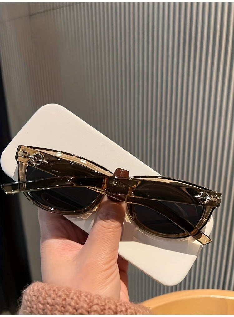 1 Pair of Classic Male and Female Driving Glasses, Designer Polycarbonate Frame, Resin Lenses, Fashionable and Fashionable Glasses, Including Glasses Cloth Glasses Case, Fashionable Glasses Storage Box