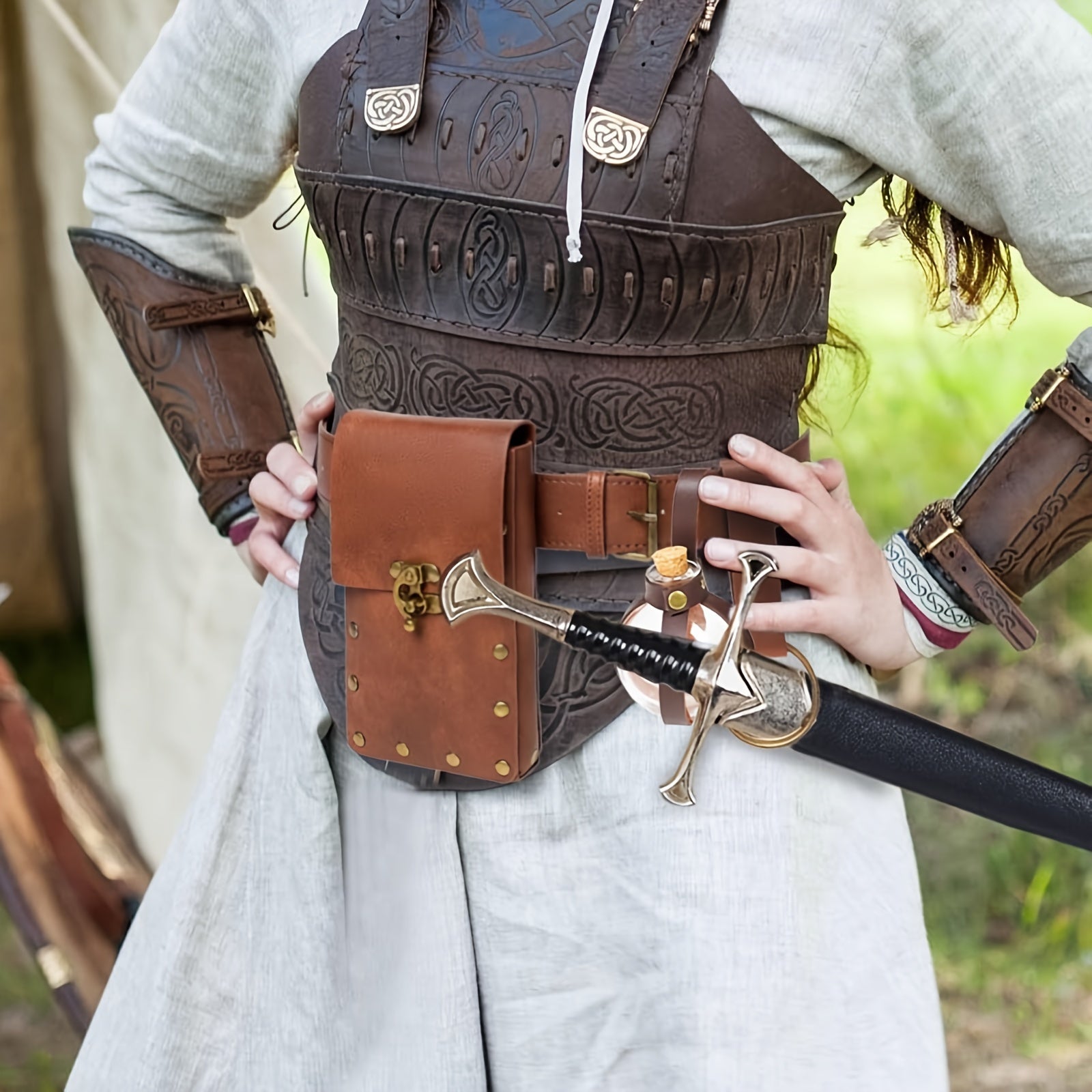 Retro Faux Leather Belt Pouch Featuring a Hanging Ring, Perfect for Renaissance Fairs, Halloween Costumes, And Artistic Cosplay