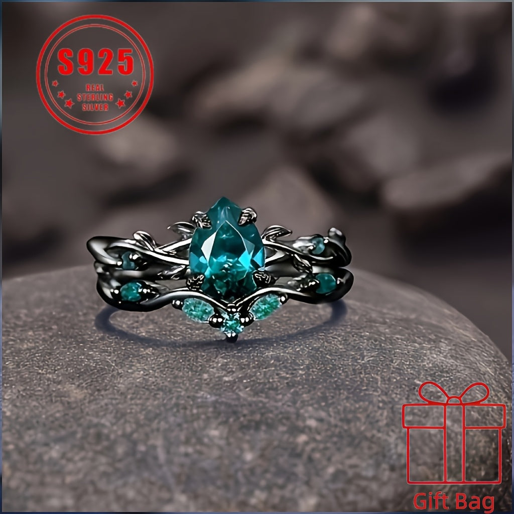 [Christmas Gift] 925 Sterling Silver Elegant Gothic Black Ring With Synthetic Jadeite Grape Pear Design, Birthstone, Christmas Theme, Suitable For Daily And Party Occasions, Seasonal Jewelry Gifts Total Weight Of The Product (With Gift Bag) (1.95G)