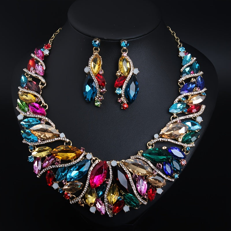 Sophisticated Jewelry Set Featuring a Necklace And Earrings, Adorned with Rhinestones, Perfect for Bridal Parties, Showcasing a Vintage And Luxurious Retro Style