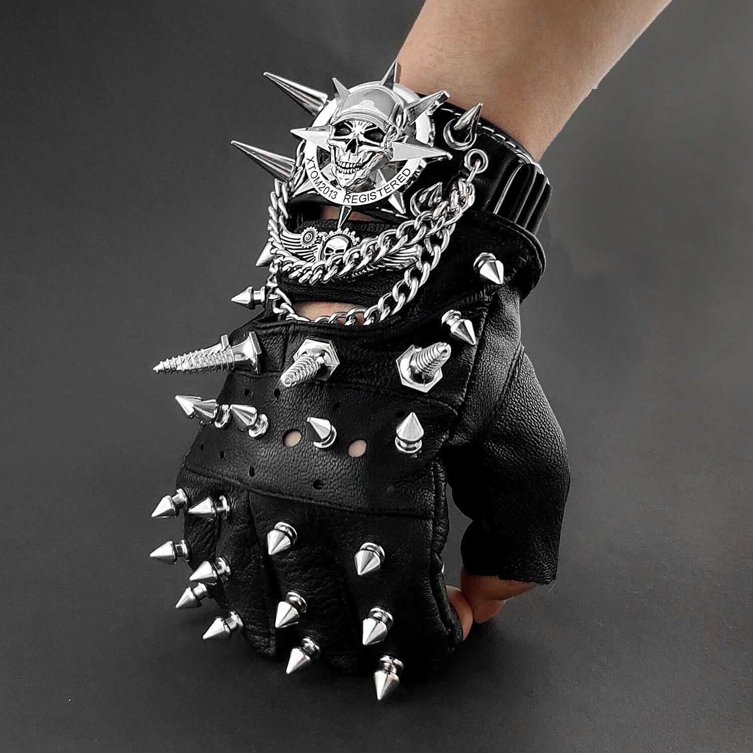 Men's Steampunk Motorcycle Leather Fingerless Gloves with Rivet & Chain Bracelet - Black Biker Style, Skull & Gear Design, One Size Fits Most, Motorcycle Gloves, Accessory for Bikers, Metallic Accent Details, Riding Gear, Fashion Enthusiasts