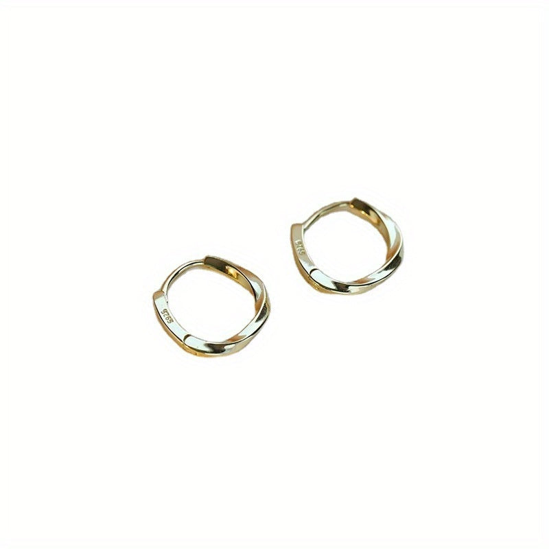 1 Pair of S925 Sterling Silver Earrings - Hypoallergenic - 18K Golden Plated - Stylish Simple Buckle Design - Daily Wear Maintenance Piercing - Suitable for Women And Men with Pierced Ears