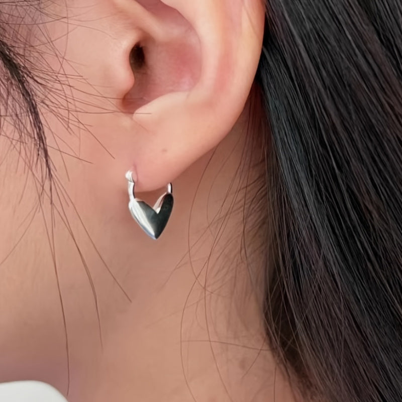 1Pair 925 Sterling Silver Heart-Shaped Hoop Earrings, Unisex Boho Retro Style, Love Jewelry for Gift