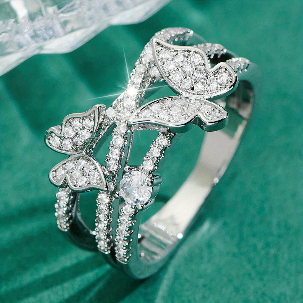 925 Siver Exquisite Ring with Multi-layer Design, Featuring A Cute Butterfly Encrusted with Sparkling Synthetic Synthetic Zirconia On The Band. Available In Various Sizes, Perfect for Pairing with Everyday Outfits, Symbolizing Romance And Beauty.