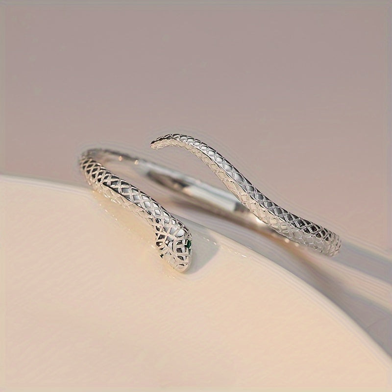 Adjustable Snake-Themed Bracelet Made of 925 Sterling Silver, Featuring Hypoallergenic Properties, Green Zirconia Eyes, Floral Accents, And a Creative Zodiac Snake Design, Perfect for a Retro Punk Style