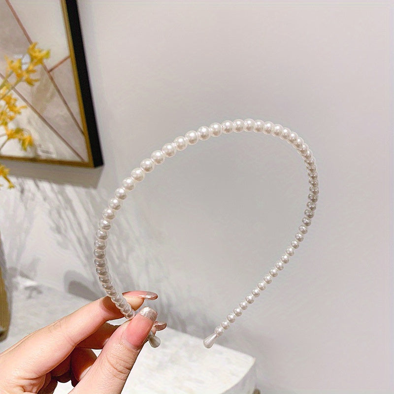 Set of 10 Elegant And Easy Imitation Pearl Hair Bands Featuring Different Styles, Perfect for Parties, Everyday Hairstyles, And Outfits. These Hair Accessory Sets Are Ideal Gifts for Women And, with a Random Mix of 10pcs