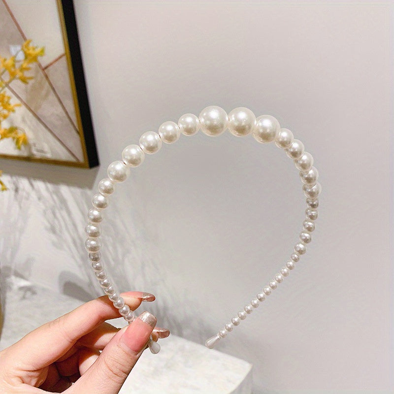 Set of 10 Elegant And Easy Imitation Pearl Hair Bands Featuring Different Styles, Perfect for Parties, Everyday Hairstyles, And Outfits. These Hair Accessory Sets Are Ideal Gifts for Women And, with a Random Mix of 10pcs