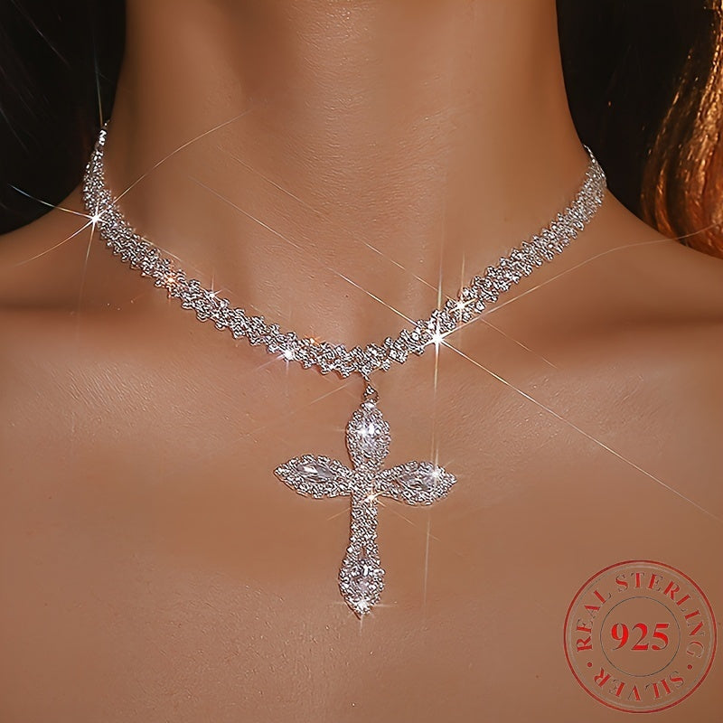 925 Silver Luxury Shining Cross Pendant Necklace, Synthetic Synthetic Zirconia, Silver Neck Jewelry Gift, Luxury, Exquisite, And Elegant, Neck Necklace