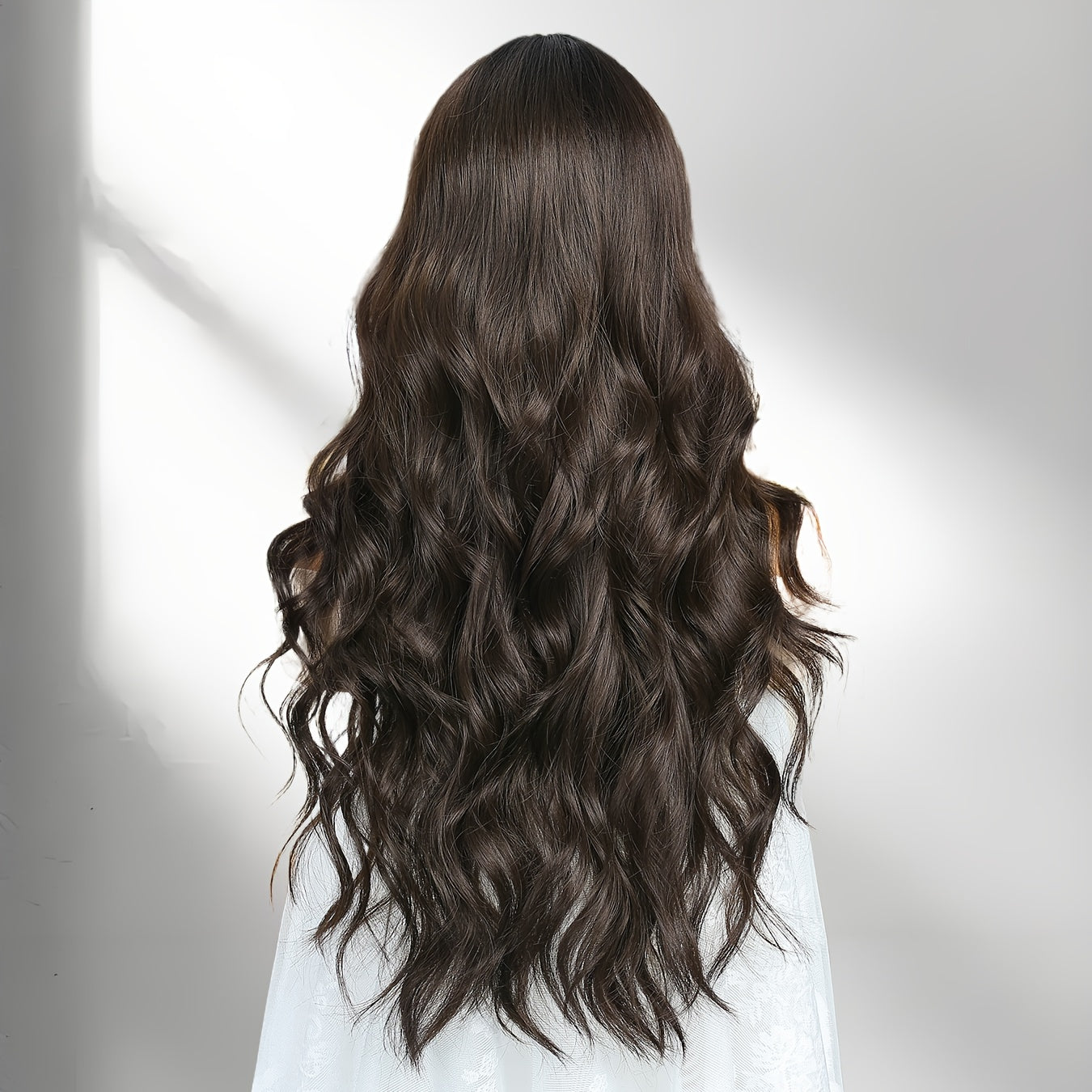 Gueless 22" Long Wavy Synthetic Hair Wig for Women & Men Suitable for Skin Tones - Brown, Ombre Blonde/White Blonde Wigs with Body Texture, for Daily Wear, Parties, Photoshoots - Elegant Hair Replacement