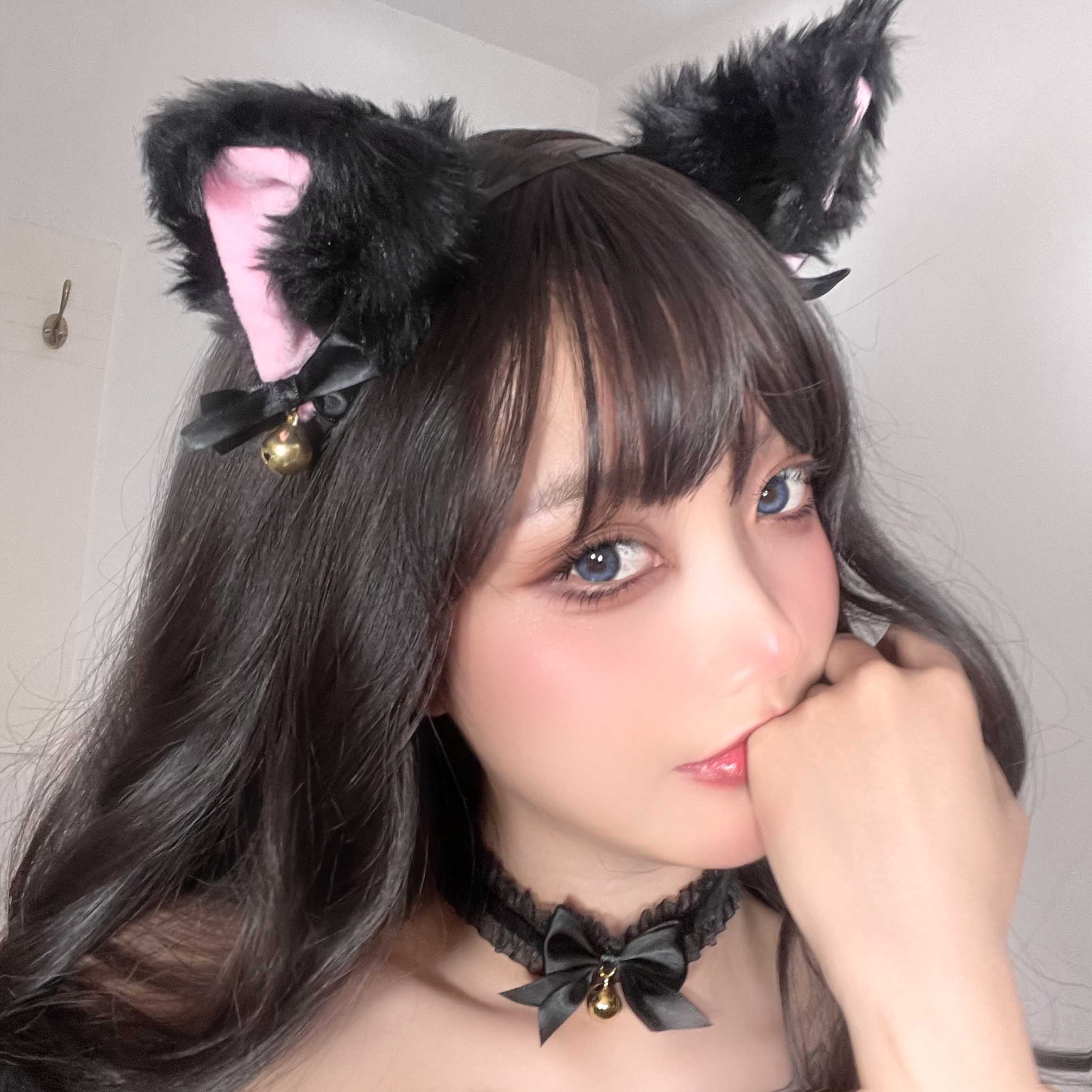 P-140 Plush cat ear bell hairband
