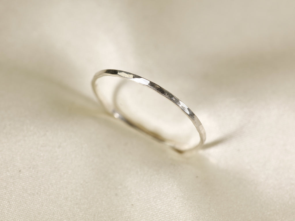[Gift for Her] S925 Silver Hammered Ring, Silvery Stackable Ring Gift for Her