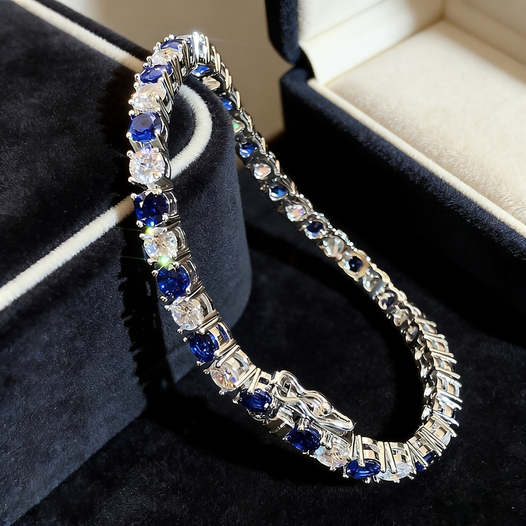 1pc Italian Luxury 925 Silver Moissanite Inlaid Bracelet, Designed And Hand-crafted By An Italian Designer, This Is A Commemorative Gift for Your Wife.Suitable for Various Occasions Such As Banquets.Gift Bag.Total Weight Of The Product (0.31 oz)