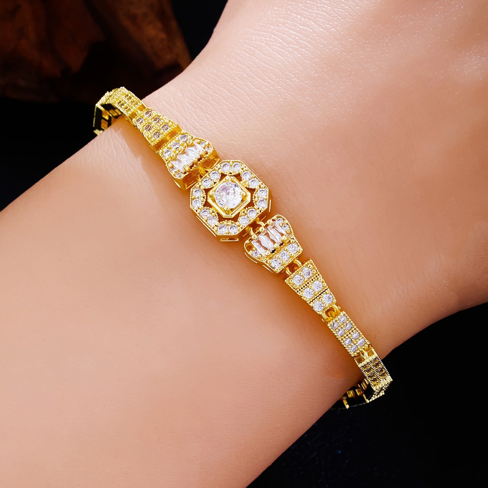 925 Sterling Silver Luxurious Synthetic Zirconia Bracelet, Gorgeous Jewelry, Women's Engagement Wedding Gift, Suitable for Daily Wear, Family Friends, Couples Vacation St. Patrick's Day Gift