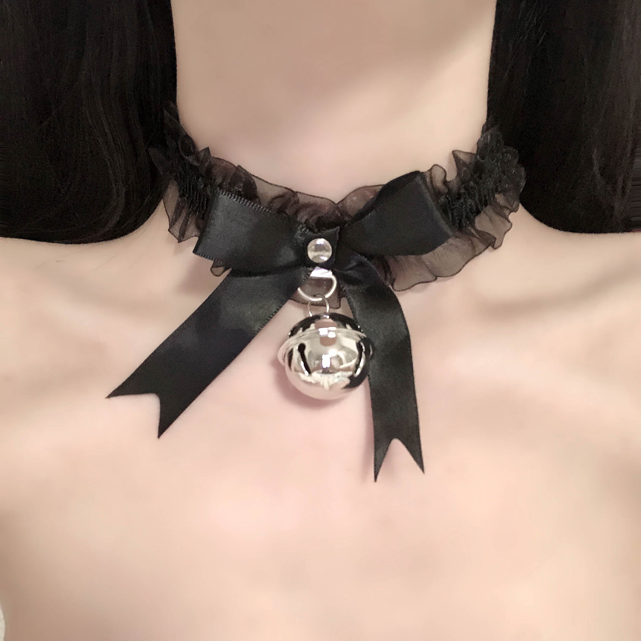 P-23 Cute bow bell neck ring