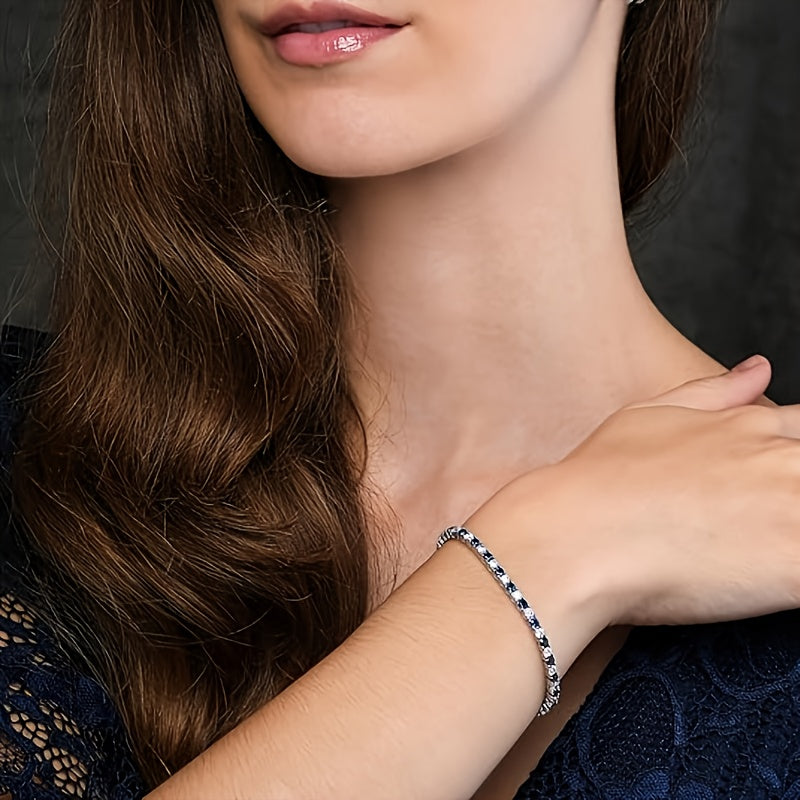 1pc Italian Luxury 925 Silver Moissanite Inlaid Bracelet, Designed And Hand-crafted By An Italian Designer, This Is A Commemorative Gift for Your Wife.Suitable for Various Occasions Such As Banquets.Gift Bag.Total Weight Of The Product (0.31 oz)