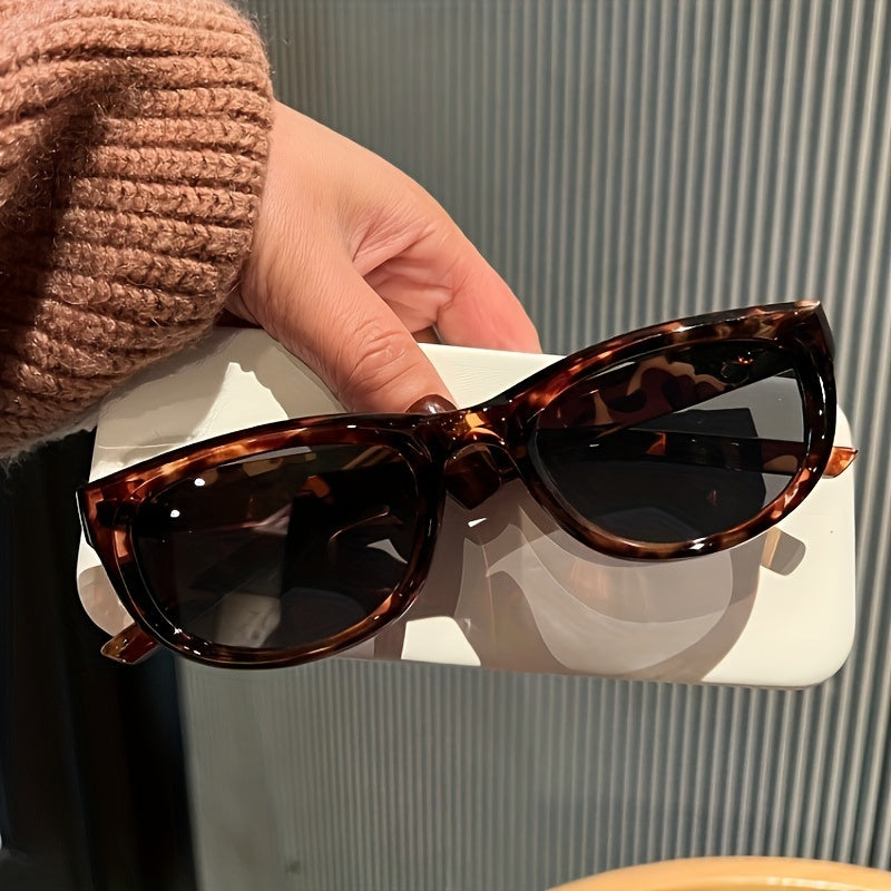 1 Pair of Classic Male and Female Driving Glasses, Designer Polycarbonate Frame, Resin Lenses, Fashionable and Fashionable Glasses, Including Glasses Cloth Glasses Case, Fashionable Glasses Storage Box