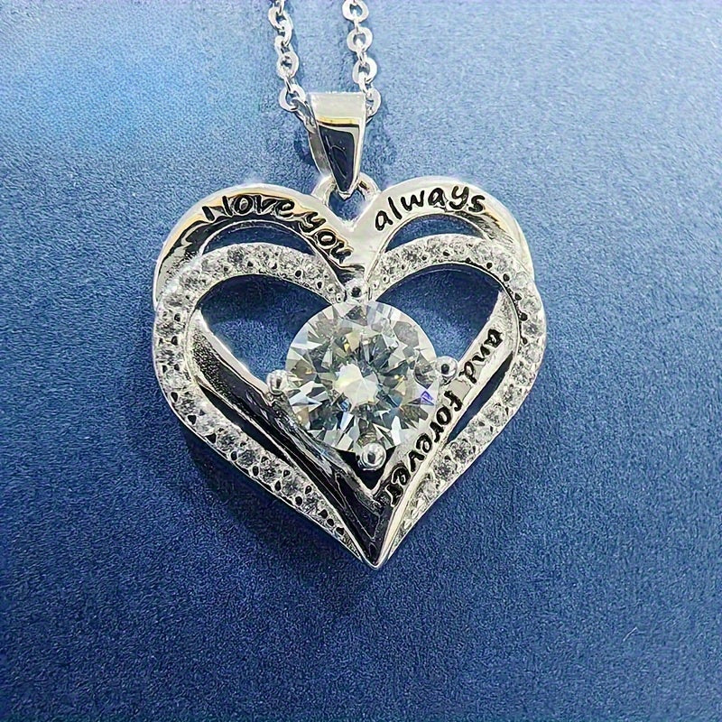 925 Silver Material 1-Carat Moissanite Necklace, Suitable for Women to Wear. Fashionable Heart-Shaped Pendant, a Must-Have Style for Parties. Classic And Easy Style. It Is an Exquisite Gift for Birthdays. Total Product Weight (2.28G)