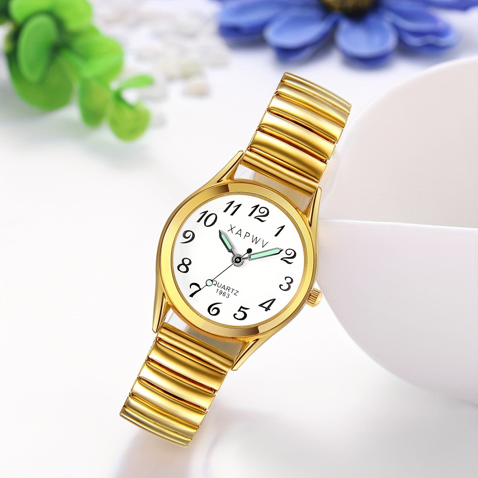 Fashion Simple Small Women's Mode Quartz Elastic Watch, Alloy Stretch Strap, Luminous Hands, Large Arabic Numerals Scale Dial, Round Ultra-thin Case, Birthday Anniversary Christmas Gifts Suitable for teens.
