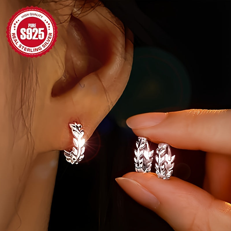 Two Pairs of Stylish 925 Sterling Silver Leaf Hoop Earrings for Women - Hypoallergenic, Ideal for Everyday Wear And Gifts, Featuring Autumn/Winter Christmas Designs