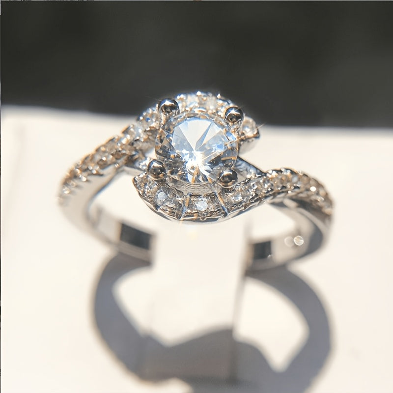Elegant 925 sterling silver ring, hypoallergenic, celestial symbol, suitable for daily and gift occasions, Valentine's Day jewelry, with a perfect hollow design for personality