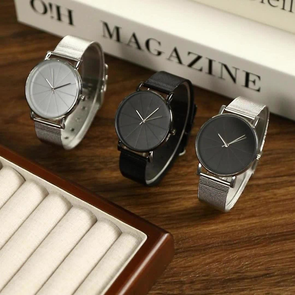 [Elegant Minimalist Watch] Elegant Minimalist Large Dial Watch with Rose Golden Case And Mesh Strap - Japanese Quartz Movement, Analog Display, Zinc Alloy, Screw-Back Closure for Men And Women