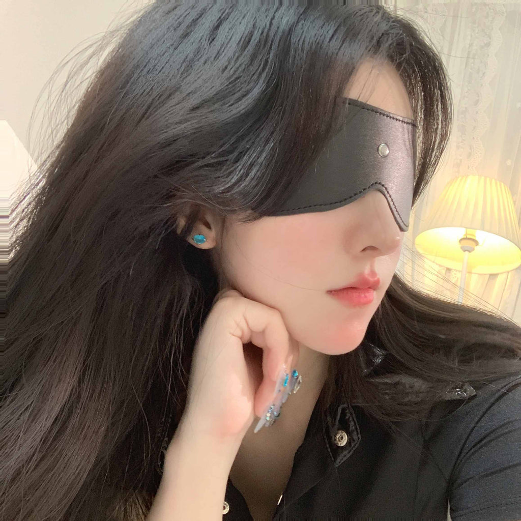 P-346 Leather blackout eye mask