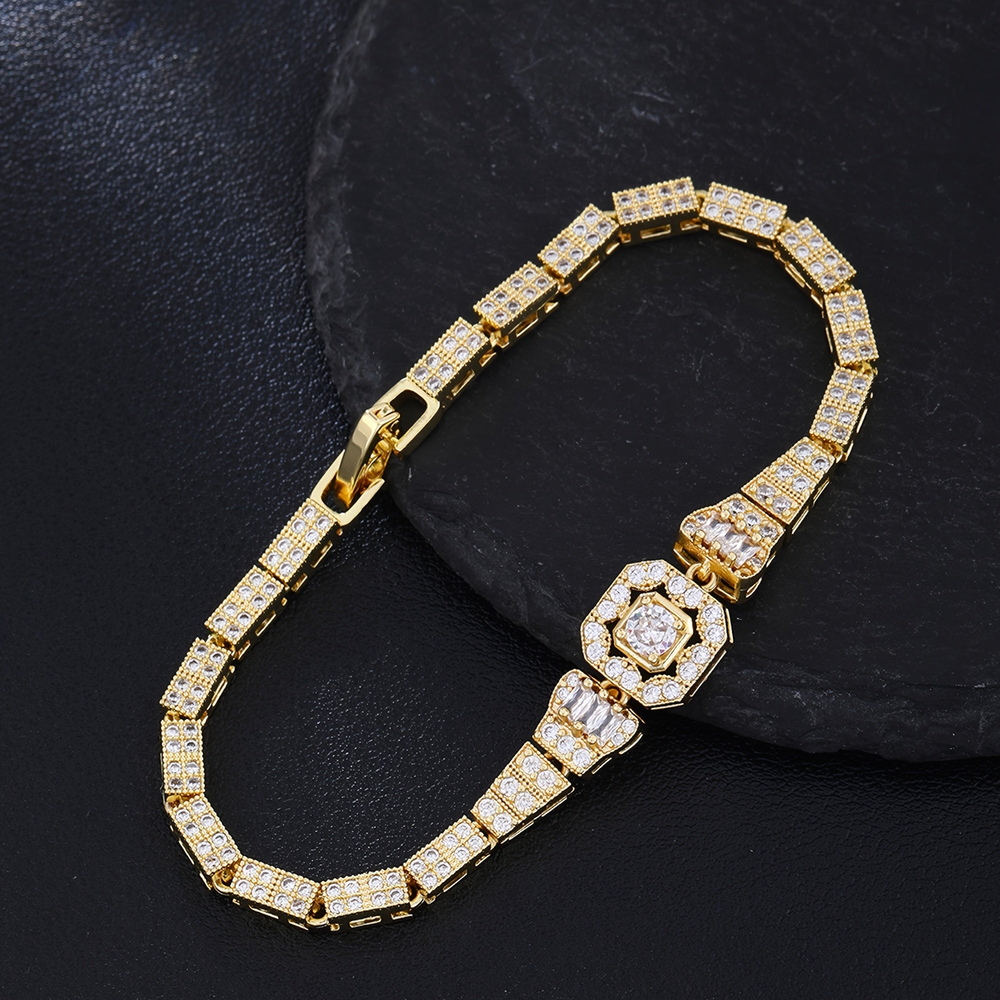 925 Sterling Silver Luxurious Synthetic Zirconia Bracelet, Gorgeous Jewelry, Women's Engagement Wedding Gift, Suitable for Daily Wear, Family Friends, Couples Vacation St. Patrick's Day Gift
