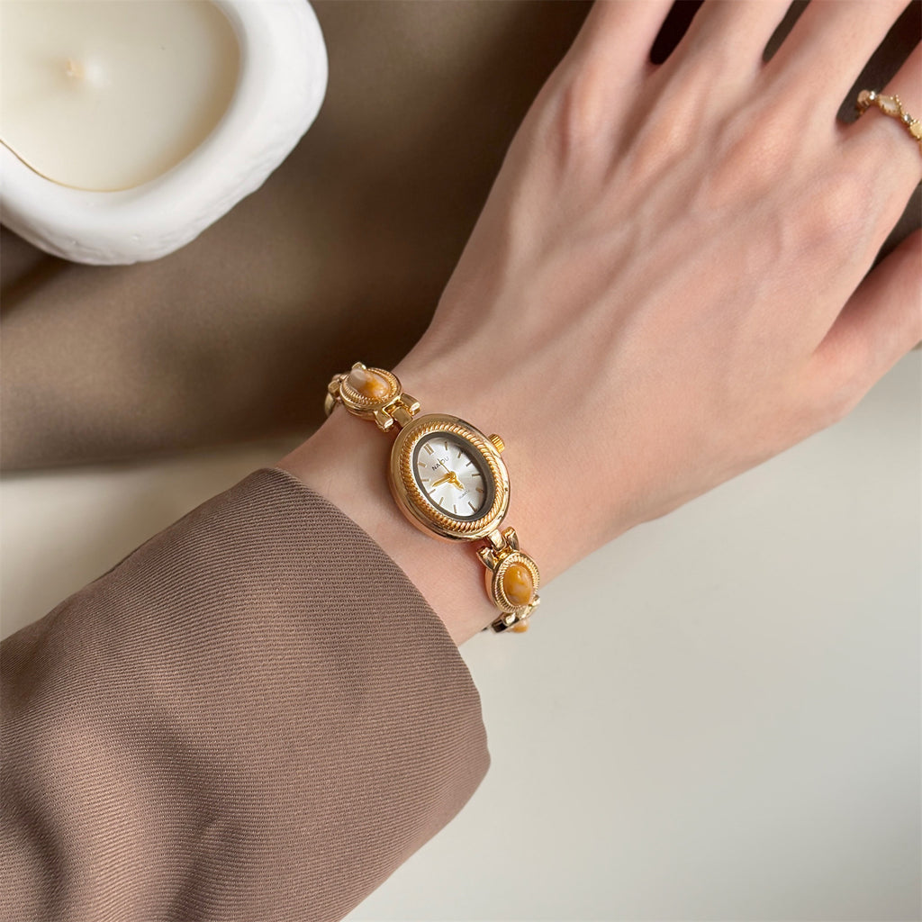 Retro Light Luxury Bracelet Watch, French Temperament Ladies Quartz Watch with Watch Band Adjust Tool