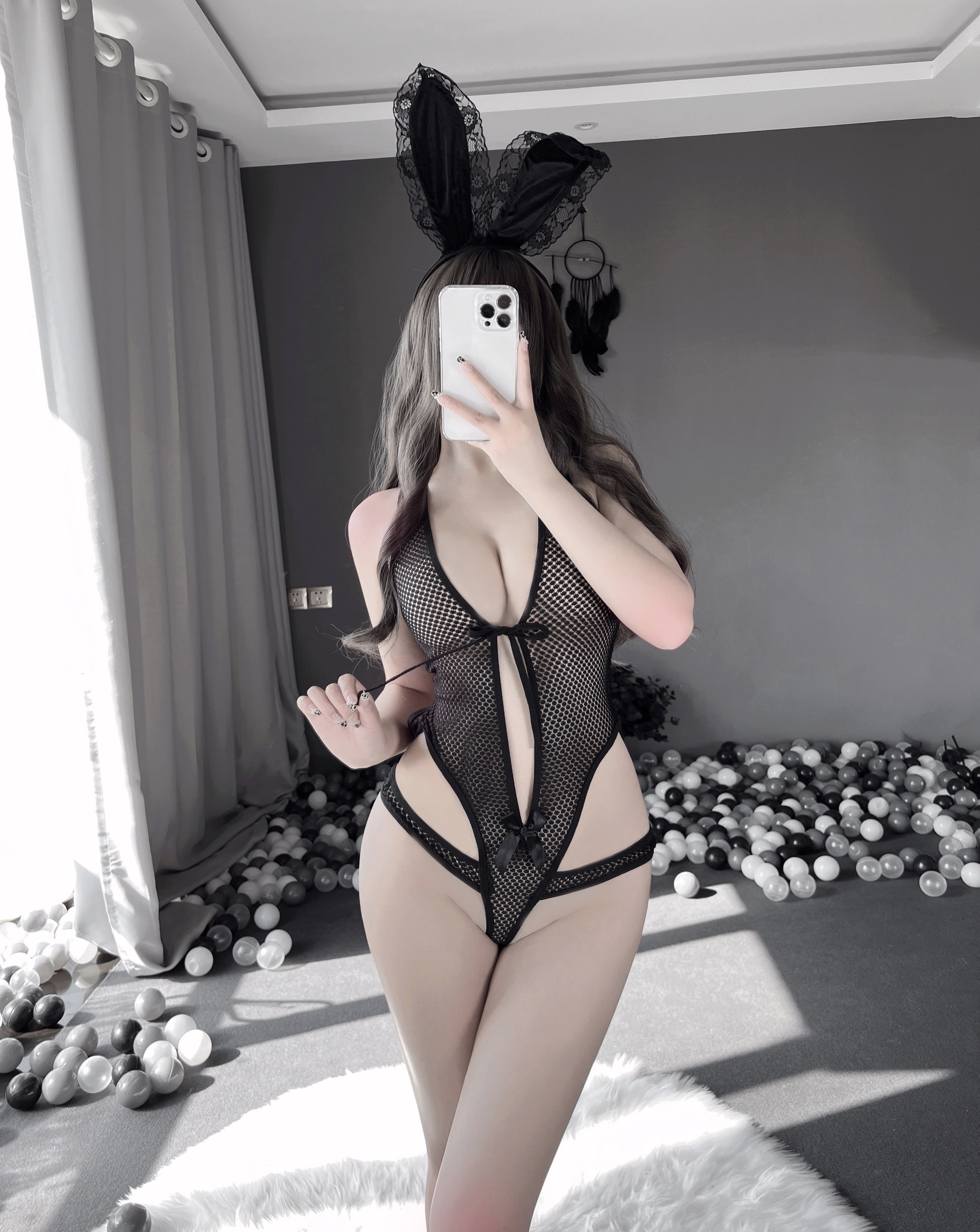 W-2504  Open-gear-free jumpie stockings large size cutout see-through mesh stockings