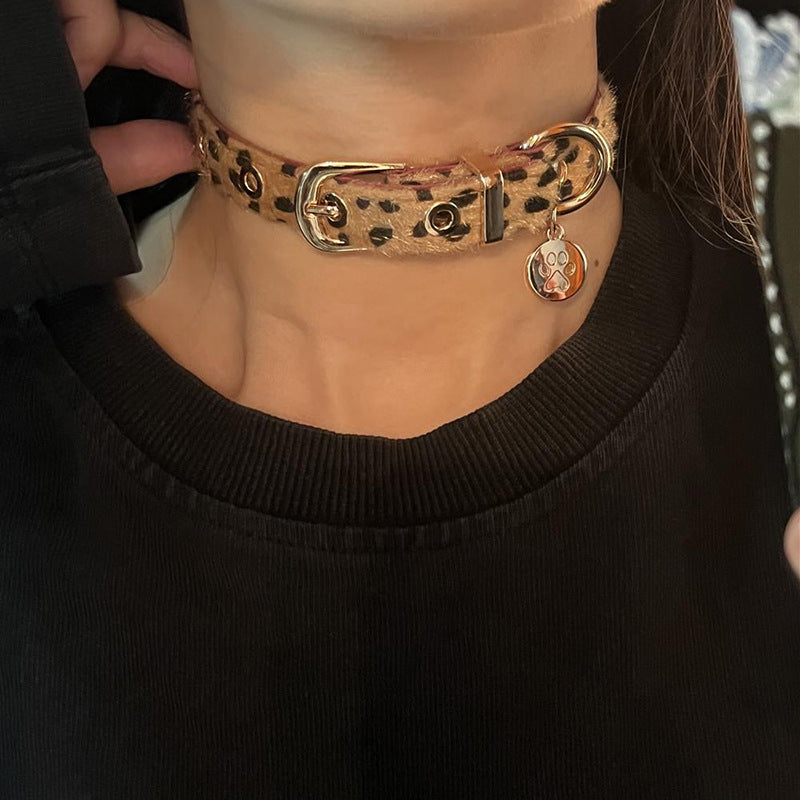 P-1387  Leopard print fluff punk leather collar