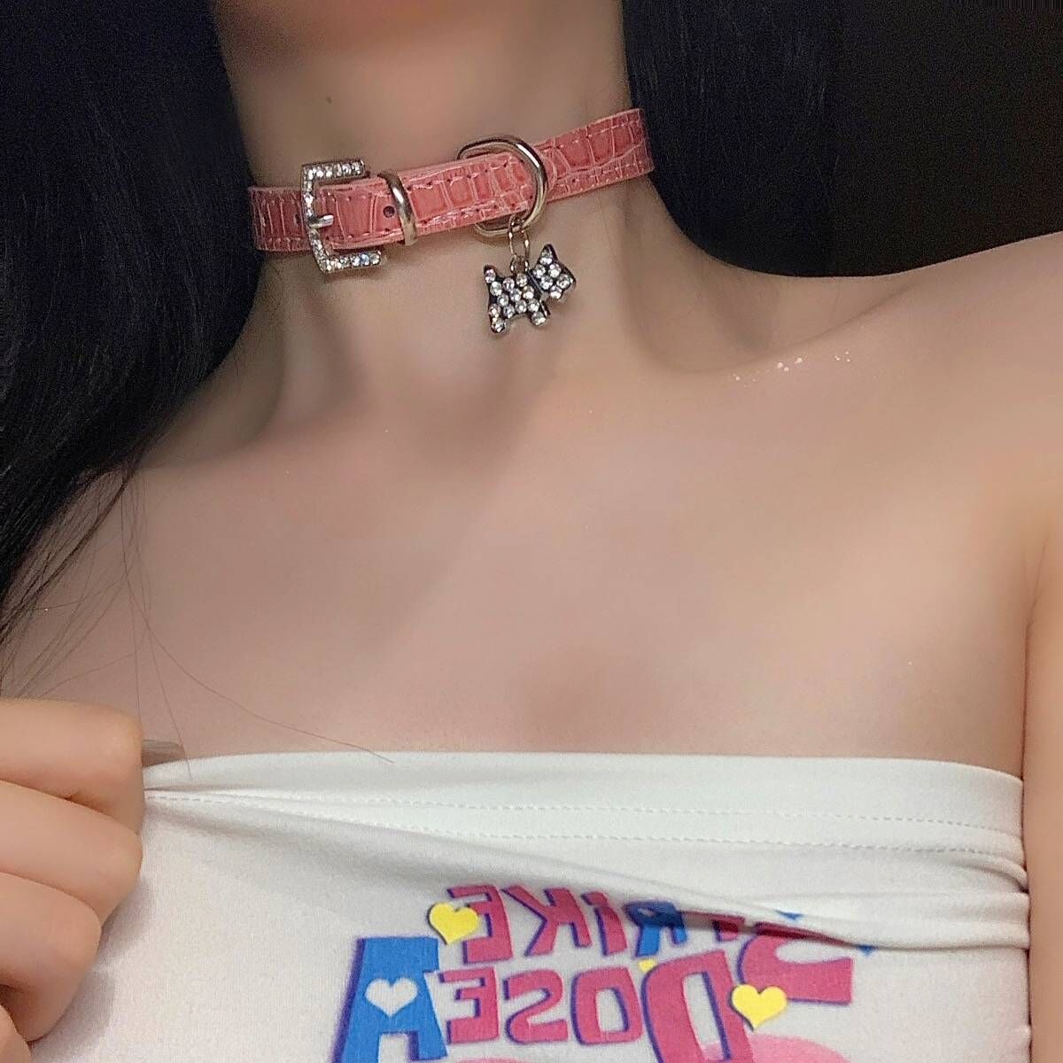 P-720  Pink diamond puppy leather necklace