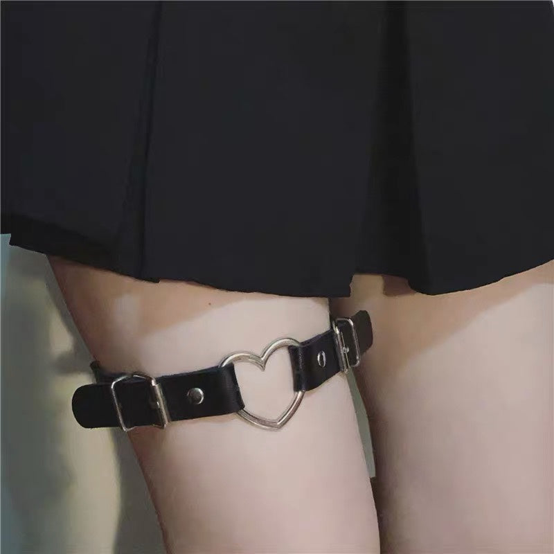 P-1095  Love leather leg ring subculture