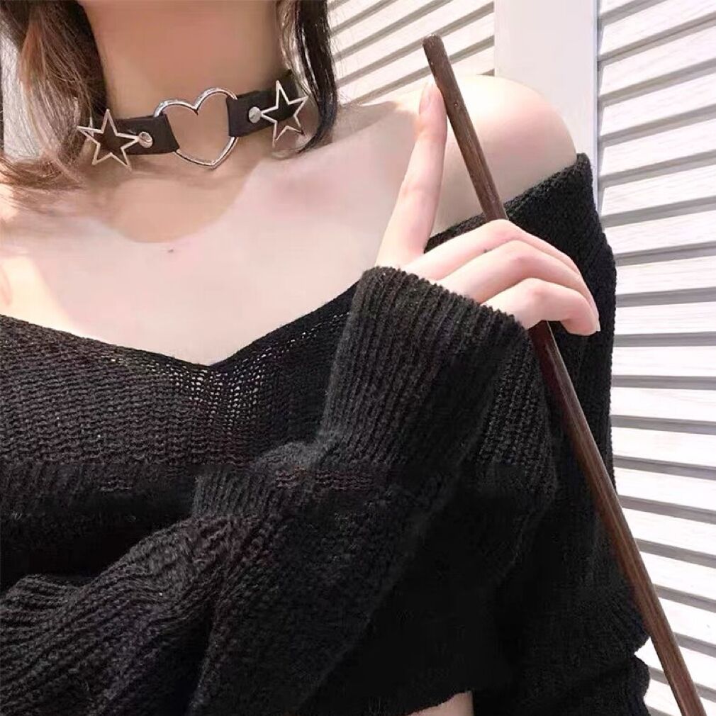 P-169  Heart star leather collar