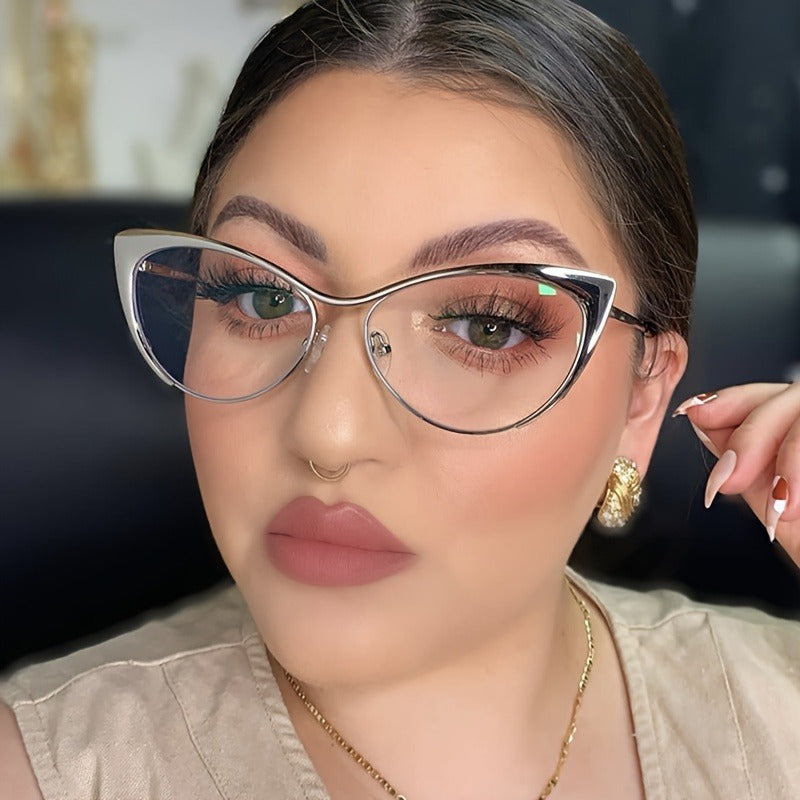 A Pair Of Golden Luxurious Cat-eye Glasses with Anti-blue Light, Retro Punk Style, Perfect for Ladies And Party Decorations