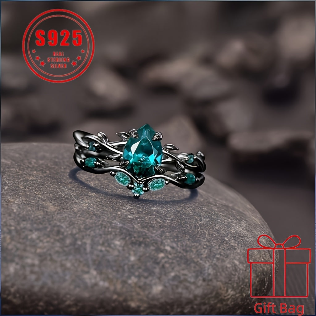 [Christmas Gift] 925 Sterling Silver Elegant Gothic Black Ring With Synthetic Jadeite Grape Pear Design, Birthstone, Christmas Theme, Suitable For Daily And Party Occasions, Seasonal Jewelry Gifts Total Weight Of The Product (With Gift Bag) (1.95G)