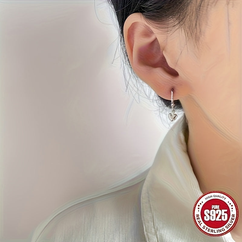 A Pair Of Elegant Heart-shaped S925 Sterling Silvery Earrings-stylish And Simple Heart-shaped Earrings Weighing 3g, Very Suitable for Casual Wear Or As A Gift, Novel S925 Sterling Silvery Earrings.