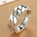 Adjustable Cuban Ring with 925 Silvery Twist Chain, Featuring A Unique And Fashionable Design for Both Men And Women to Wear On Their Index Finger.