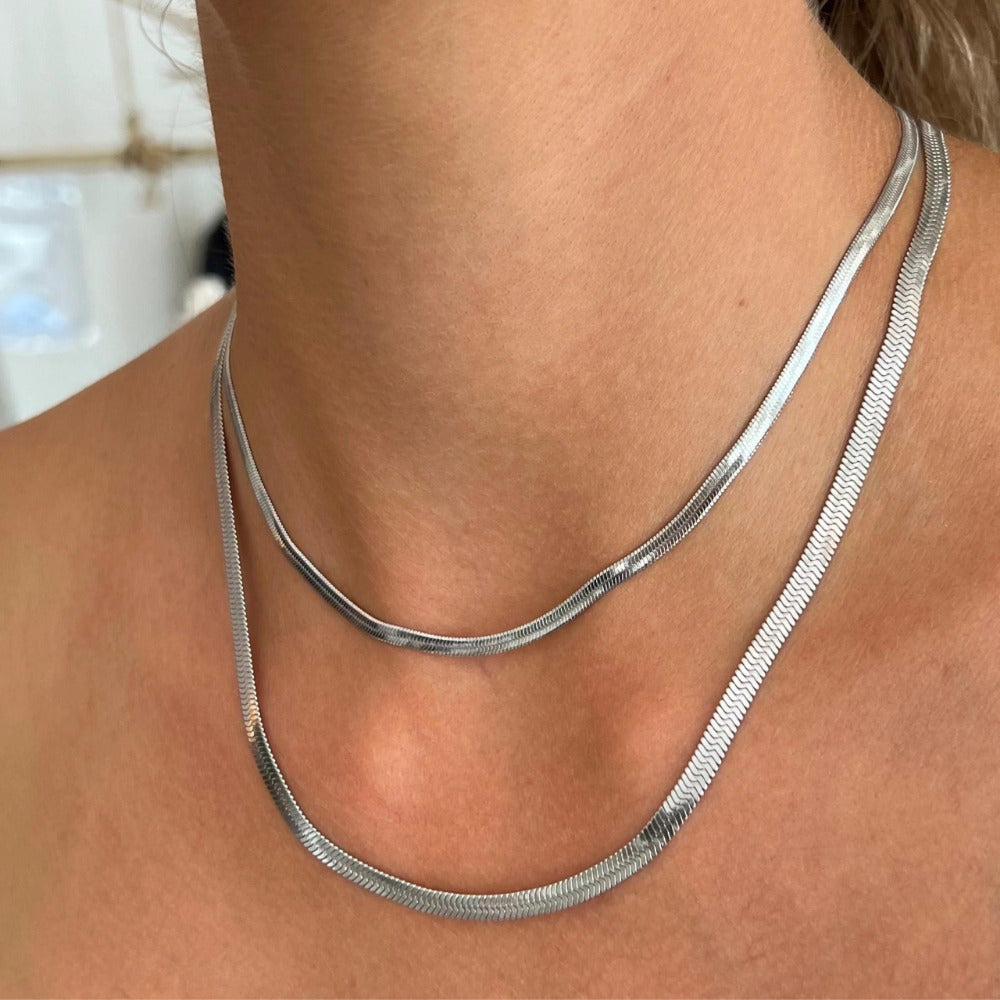 S925 925 Silver Flat Snake Bone Chain, Artistic Necklace, Can Be Worn Alone, Overlapped, Mixed And In Various Other Styles. Suitable For Both Men And Women, It Is A Jewelry Gift, There Are Gift Bags.