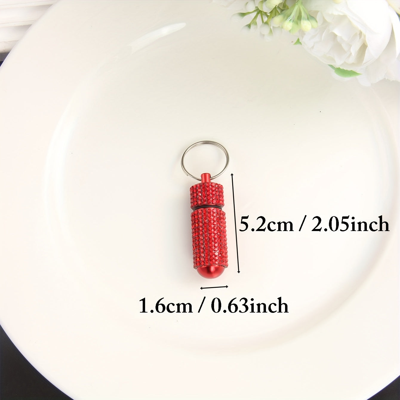 7pcs Rhinestone Alloy Storage Can Keychains Set, First Aid Box Keychains, Pillcase Keychain, Mini Pill Bottle, with Keychain, Suitable for Travel, Outdoor, Waterproof Pill Storage Box, Suitable for Car Pendant, Luggage Pendant