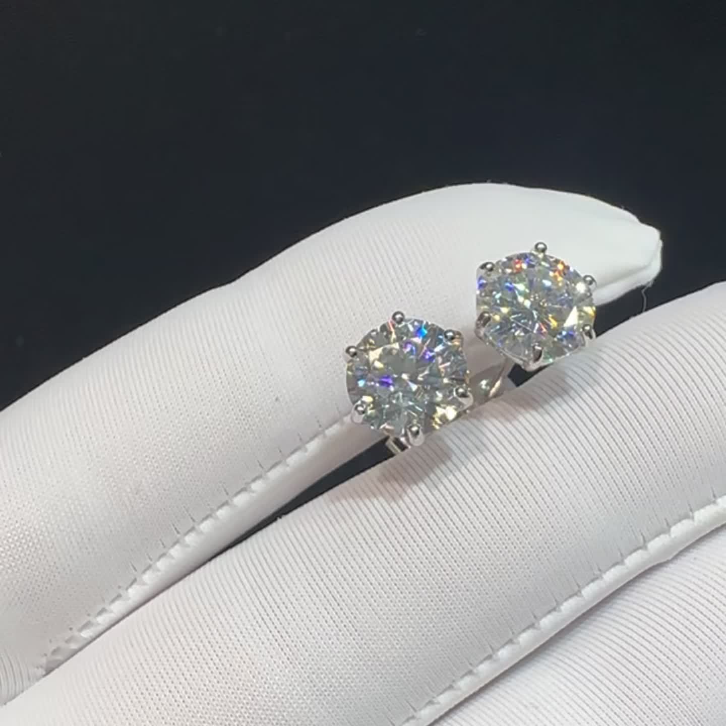 Exquisite Moissanite Stud Earrings, D Color VVS, Brilliant Round Cut, S925 Sterling Silver, Perfect Jewelry Gift For Birthday, Christmas, Valentine'S Day, With Velvet Pouch, Silvery Polishing Cloth & Ear Backs. Total Weight Of The Product (4.25g)