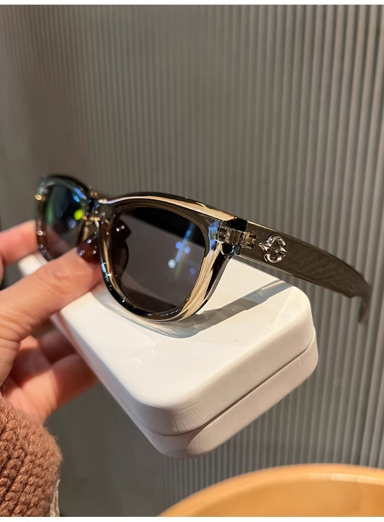 1 Pair of Classic Male and Female Driving Glasses, Designer Polycarbonate Frame, Resin Lenses, Fashionable and Fashionable Glasses, Including Glasses Cloth Glasses Case, Fashionable Glasses Storage Box