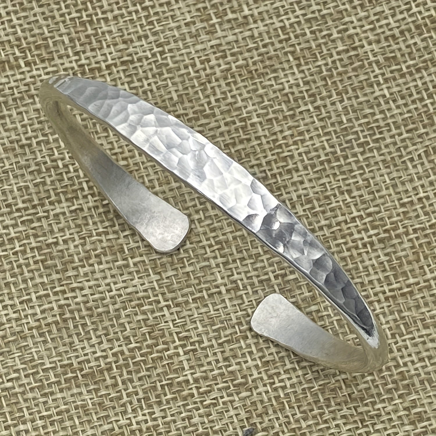 Sterling Silver Hammer Bracelet - Simple and Shiny Corrugated Open Bracelet, Thick and Strong 925 Silver, Handmade Gift for Her, Mother, Girlfriend, Birthday, Anniversary, Halloween, Valentine's Day, Christmas
