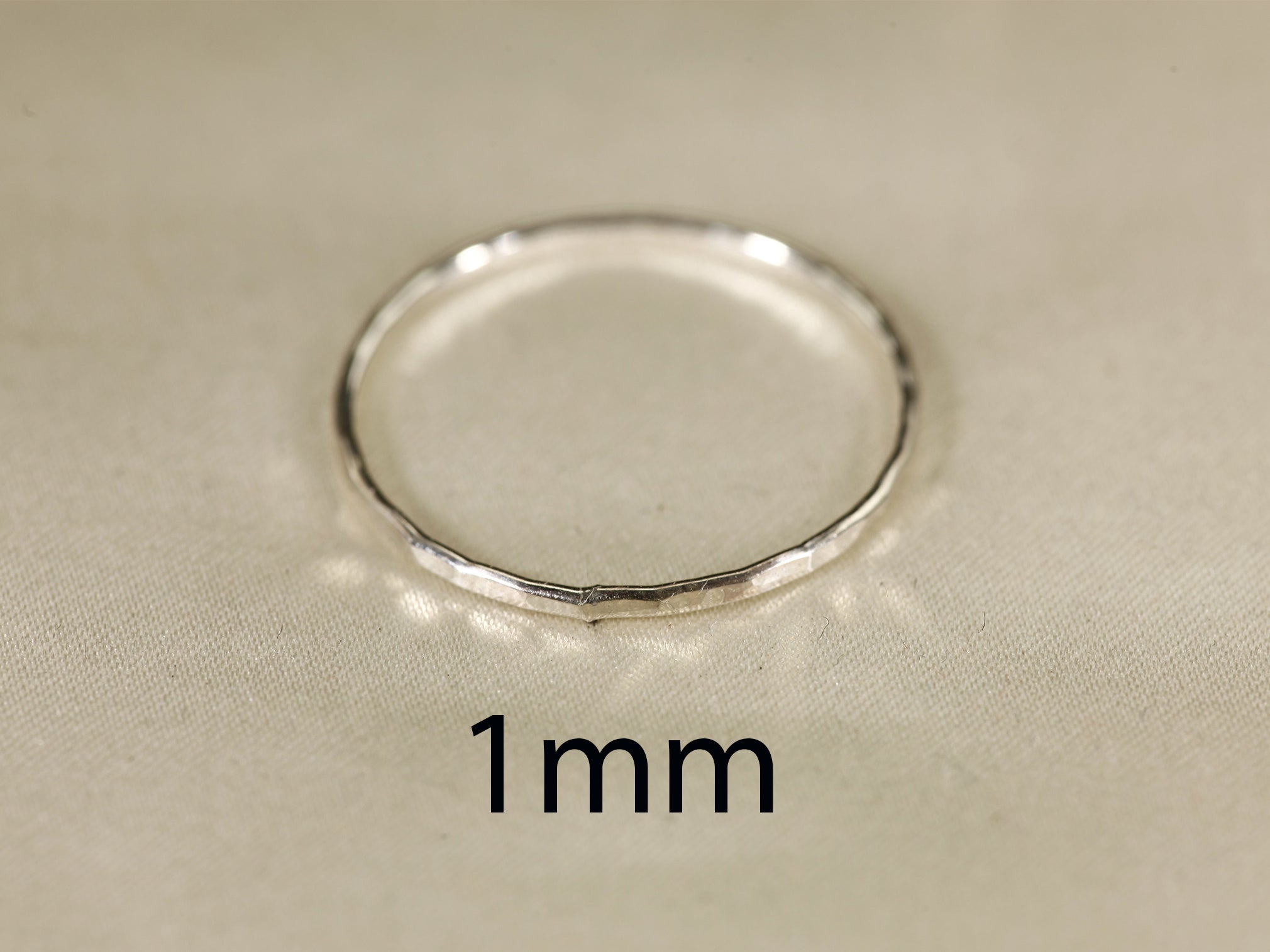 [Gift for Her] S925 Silver Hammered Ring, Silvery Stackable Ring Gift for Her