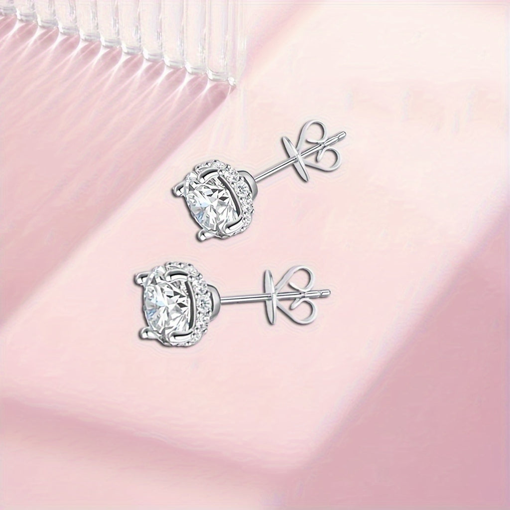 1 Pair Of 1 Carat Moissanite 925 925 Silvery Plated Stud Earrings, Luxurious, Bohemian Chic Design, Simple And Elegant Accessories for Men And Women, Ideal Gift for Valentine's Day, Christmas, Birthdays, Anniversaries And New Year's Celebrations