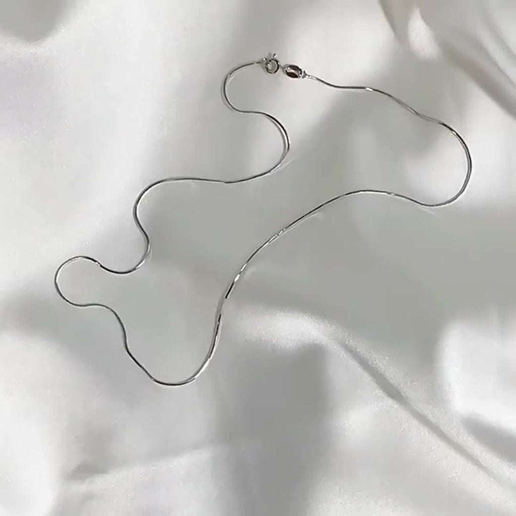 1mm Handmade Necklace, 925 Sterling Silvery Fashion Round Snake Chain Necklace, Unisex, Available In Sizes, Mother's Day, Daily Gift for Him/Her/Girlfriend, Comes In A Beautiful Gift Box, TotalWeight Of The Product(Silvery Gram Weight 6.24g)