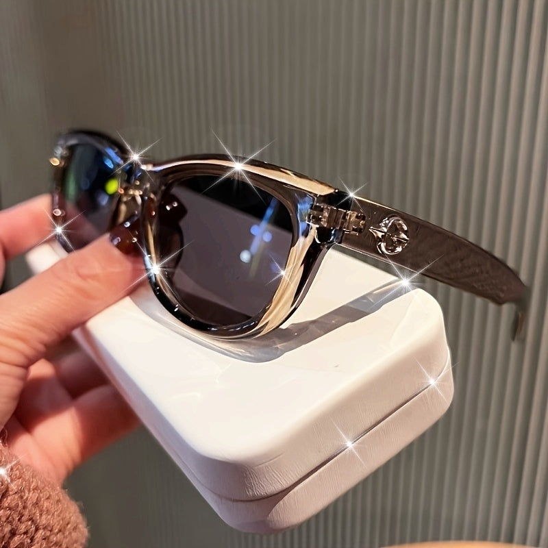 1 Pair of Classic Male and Female Driving Glasses, Designer Polycarbonate Frame, Resin Lenses, Fashionable and Fashionable Glasses, Including Glasses Cloth Glasses Case, Fashionable Glasses Storage Box